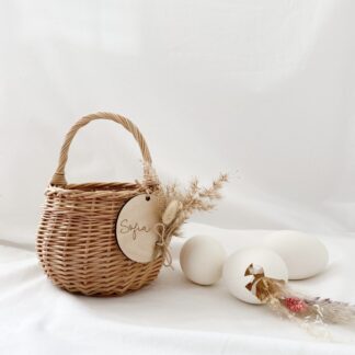 Osterkörbchen inkl. Anhänger und Trockenblumen rund personalisiert