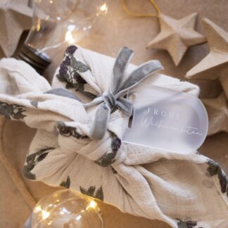 Geschenkanhänger aus Acryl mit Gravur